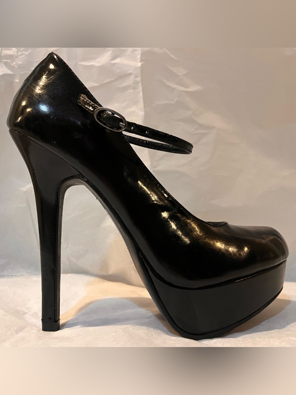 Forever 21 Black Patent Platform Mary Jane Heels